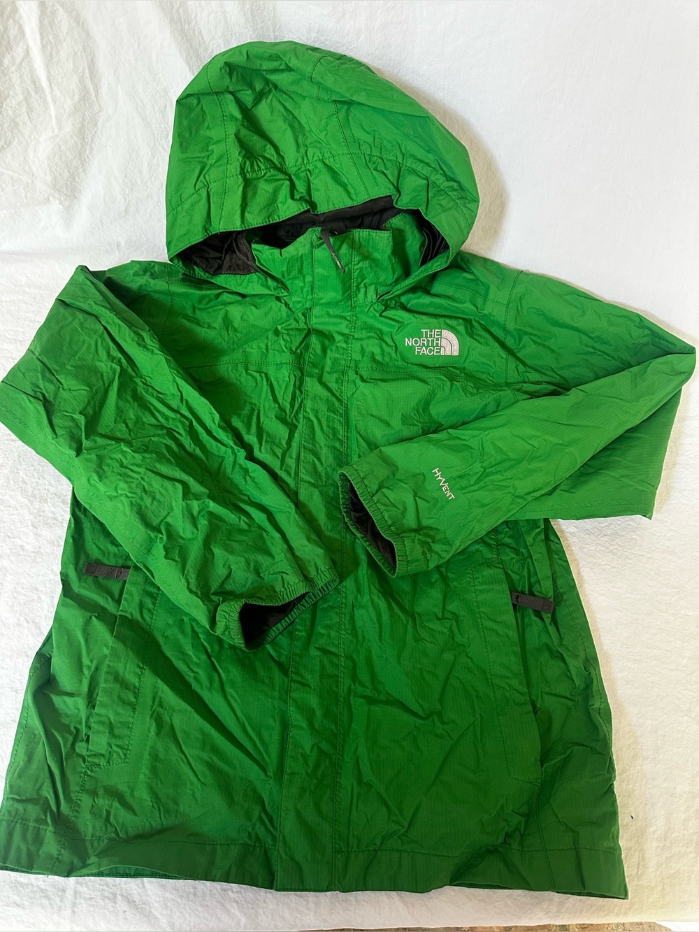 The North Face Kids Hooded Raincoat in Bright Green